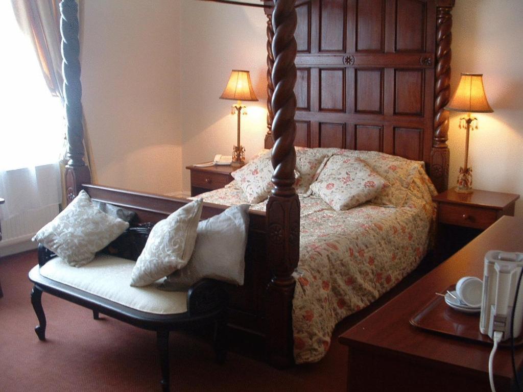 Station Hotel Ashbourne  Extérieur photo